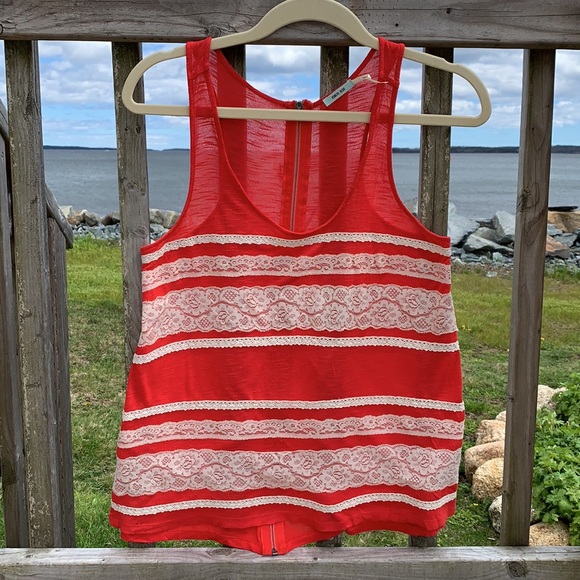 Anthropologie Kimchi Blue Red Lace Sleeveless Top - Picture 2 of 6